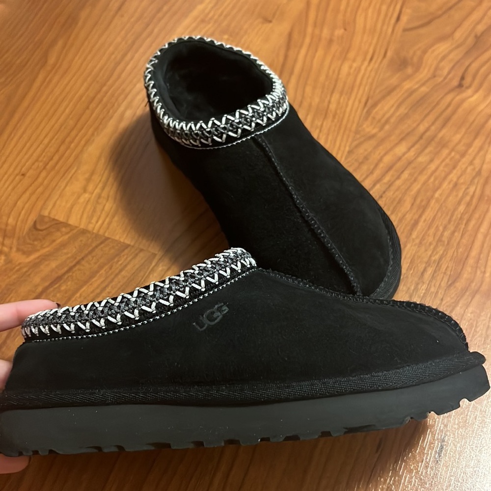 UGG Classic Tasman Slipper - Women’s 6